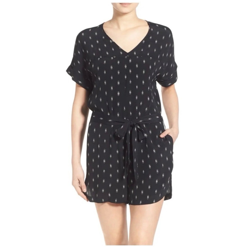 Madewell Black Geometric Diamond Print V-Neck Romper Tie Waist Size M